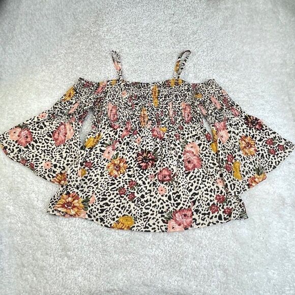 Torrid Leopard Floral Babydoll Smocked Cold Shoulder Top 1x - Picture 2 of 10